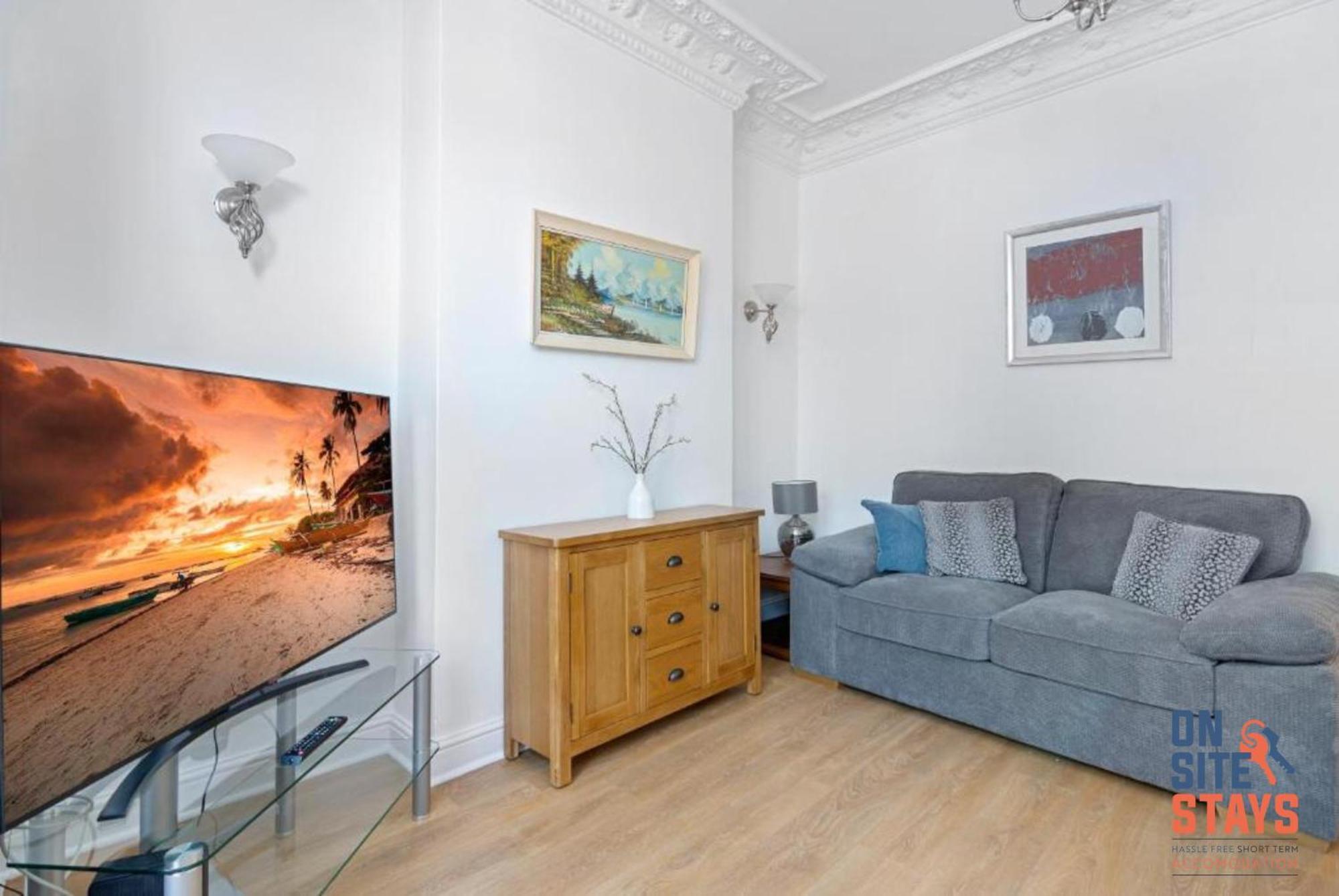 Onsitestays - Tranquil 2 Bedroom Apartment With Large Kitchen, Private Garden Near Wimbledon Station London Eksteriør billede
