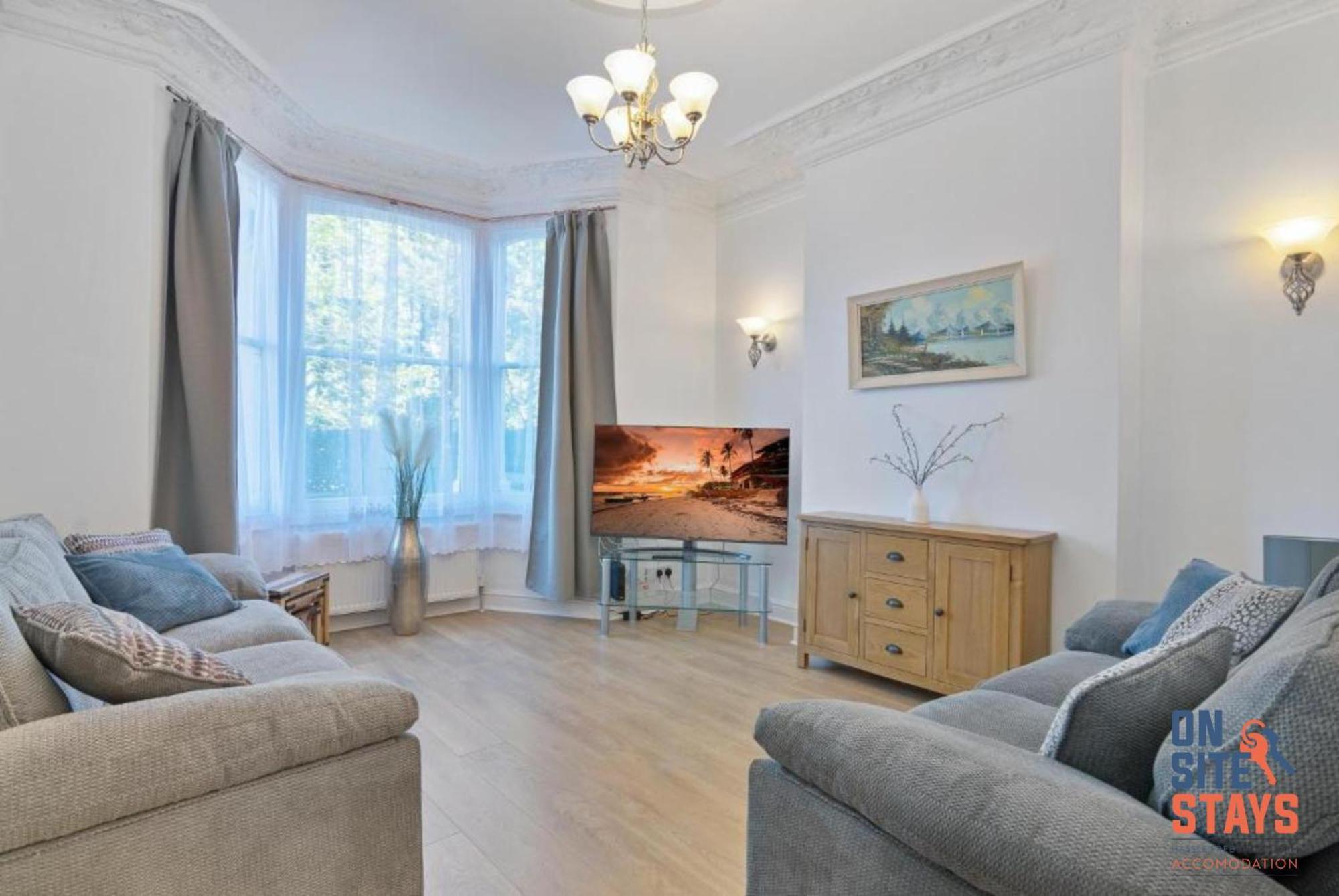 Onsitestays - Tranquil 2 Bedroom Apartment With Large Kitchen, Private Garden Near Wimbledon Station London Eksteriør billede