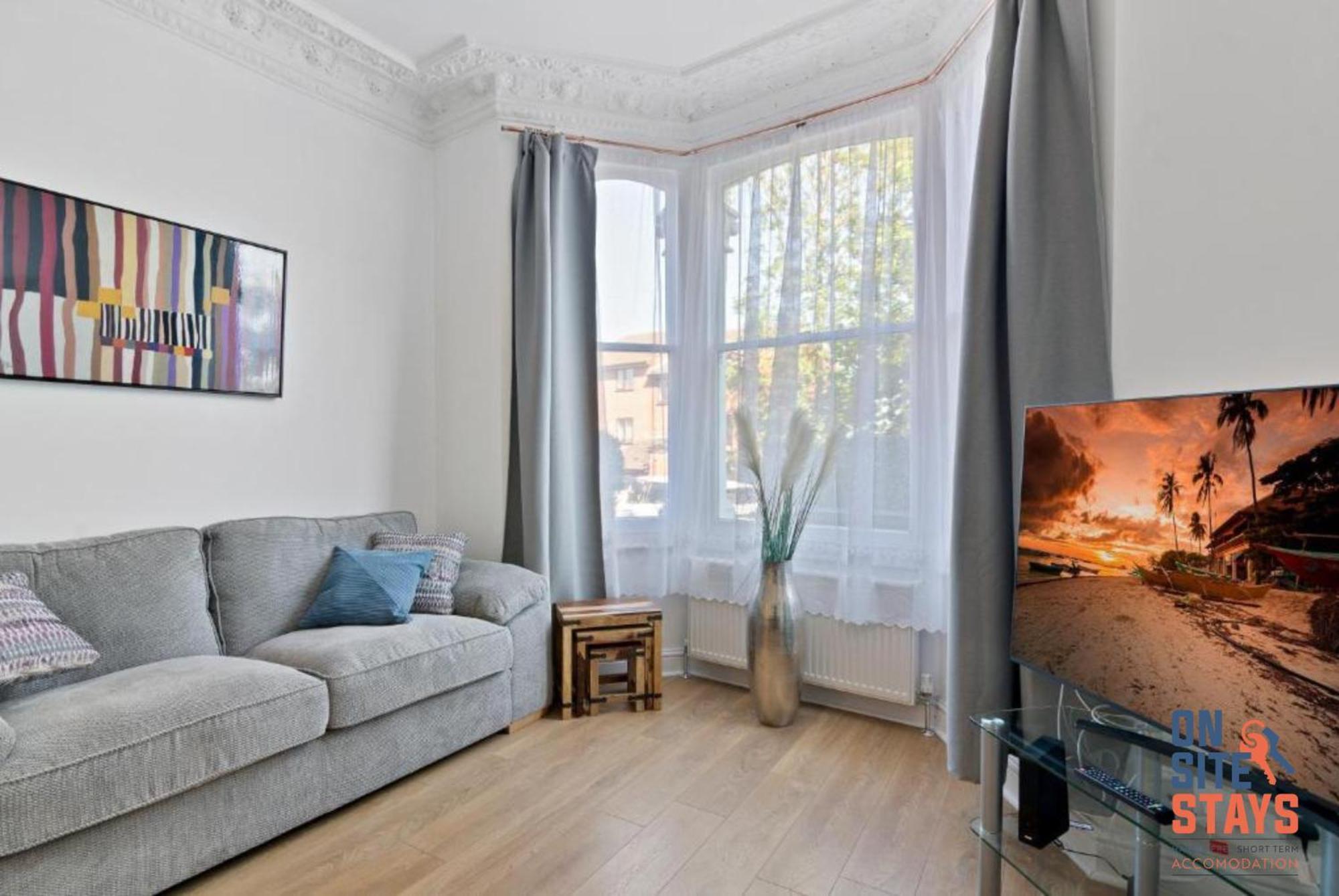 Onsitestays - Tranquil 2 Bedroom Apartment With Large Kitchen, Private Garden Near Wimbledon Station London Eksteriør billede