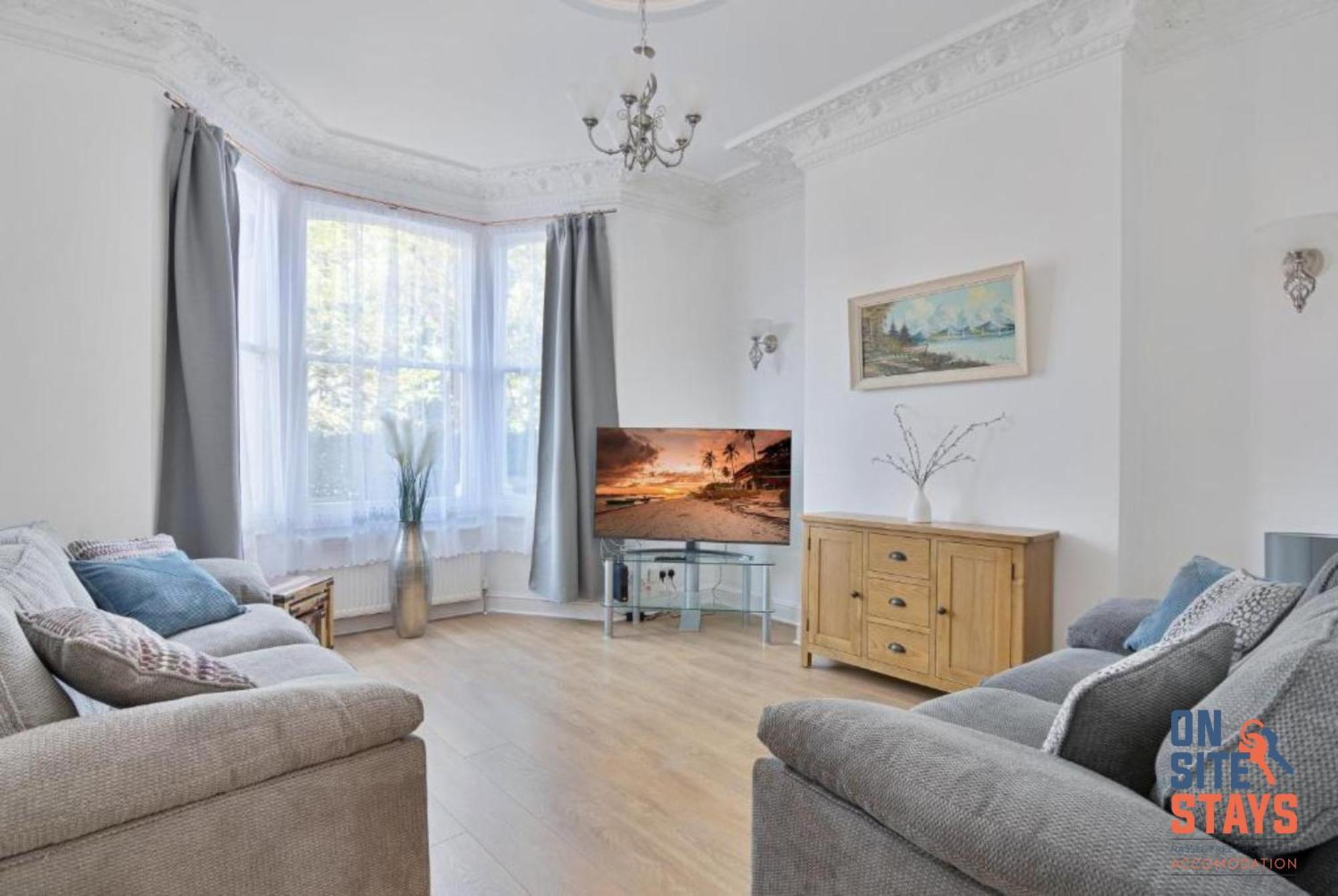 Onsitestays - Tranquil 2 Bedroom Apartment With Large Kitchen, Private Garden Near Wimbledon Station London Eksteriør billede